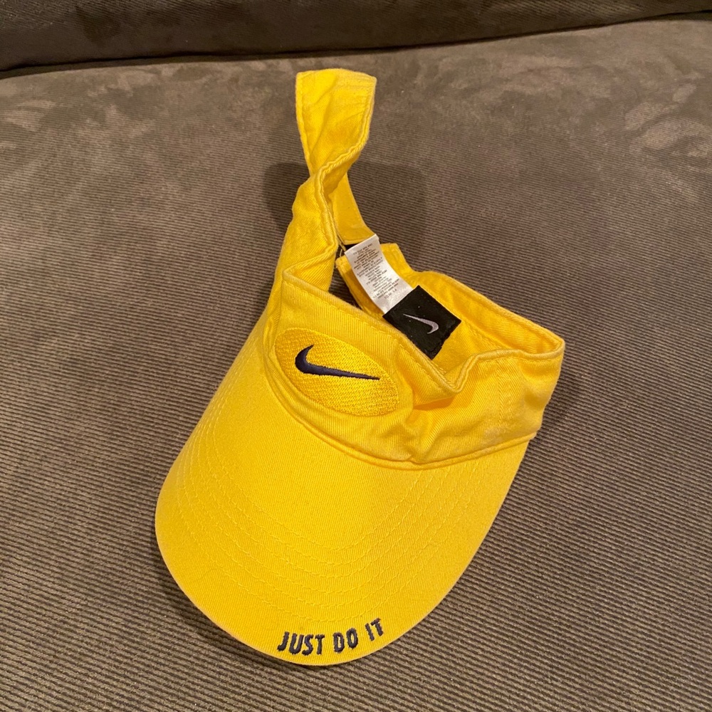 Nike Visor